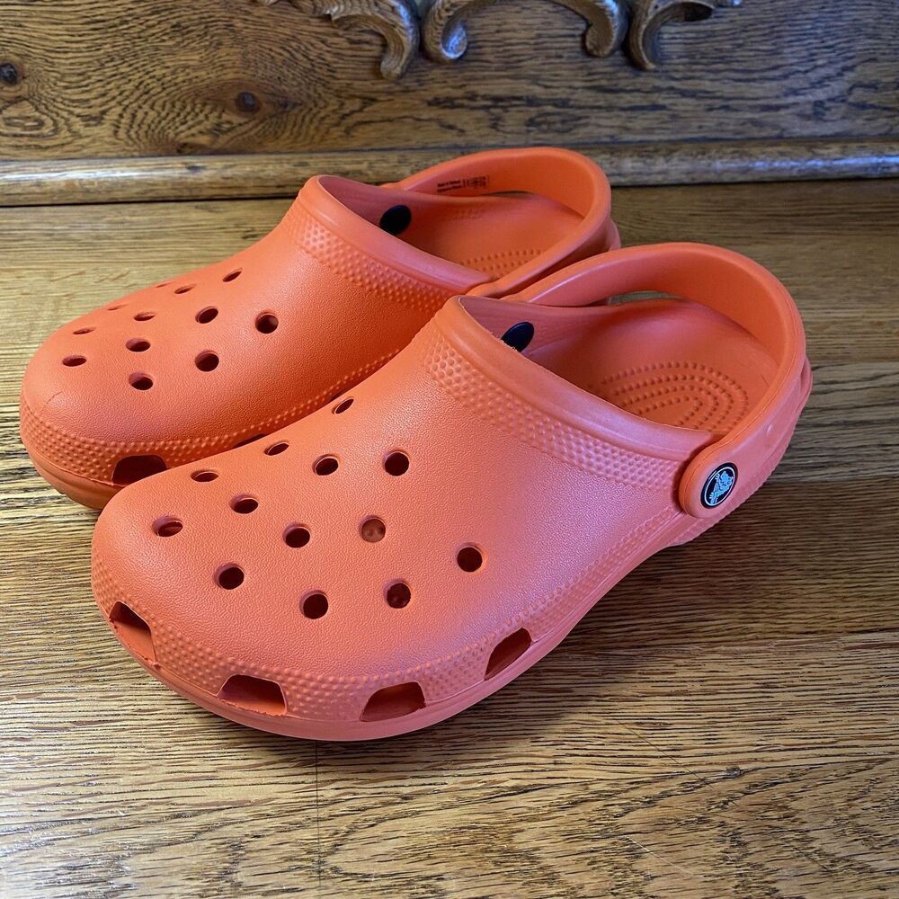 Crocs Womens Classic Orange Clog Shoes Size 8 Heel Strap Lightweight Casual